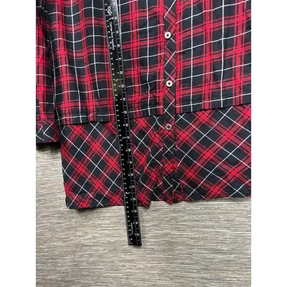 J Jill Button Down Flannel Tunic Shirt Sz XL Mixed Plaid Red Black Curved Hem - Picture 6 of 7
